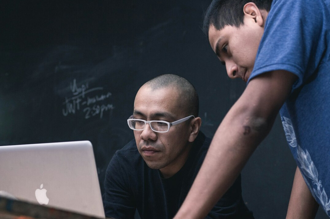 mentor teaching coding